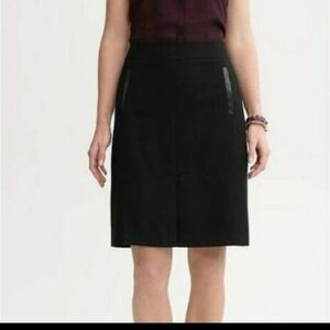 Banana Republic Black Wool Blend Skirt pockets faux leather trim size 2 career